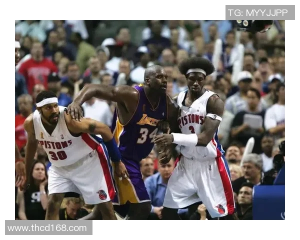 2004年NBA总决赛活塞与湖人巅峰对决回顾与分析